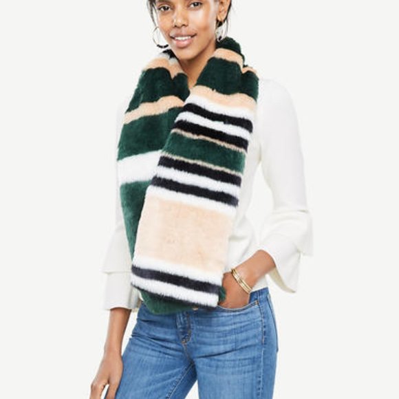Ann Taylor Faux Fur Stole - Picture 1 of 7
